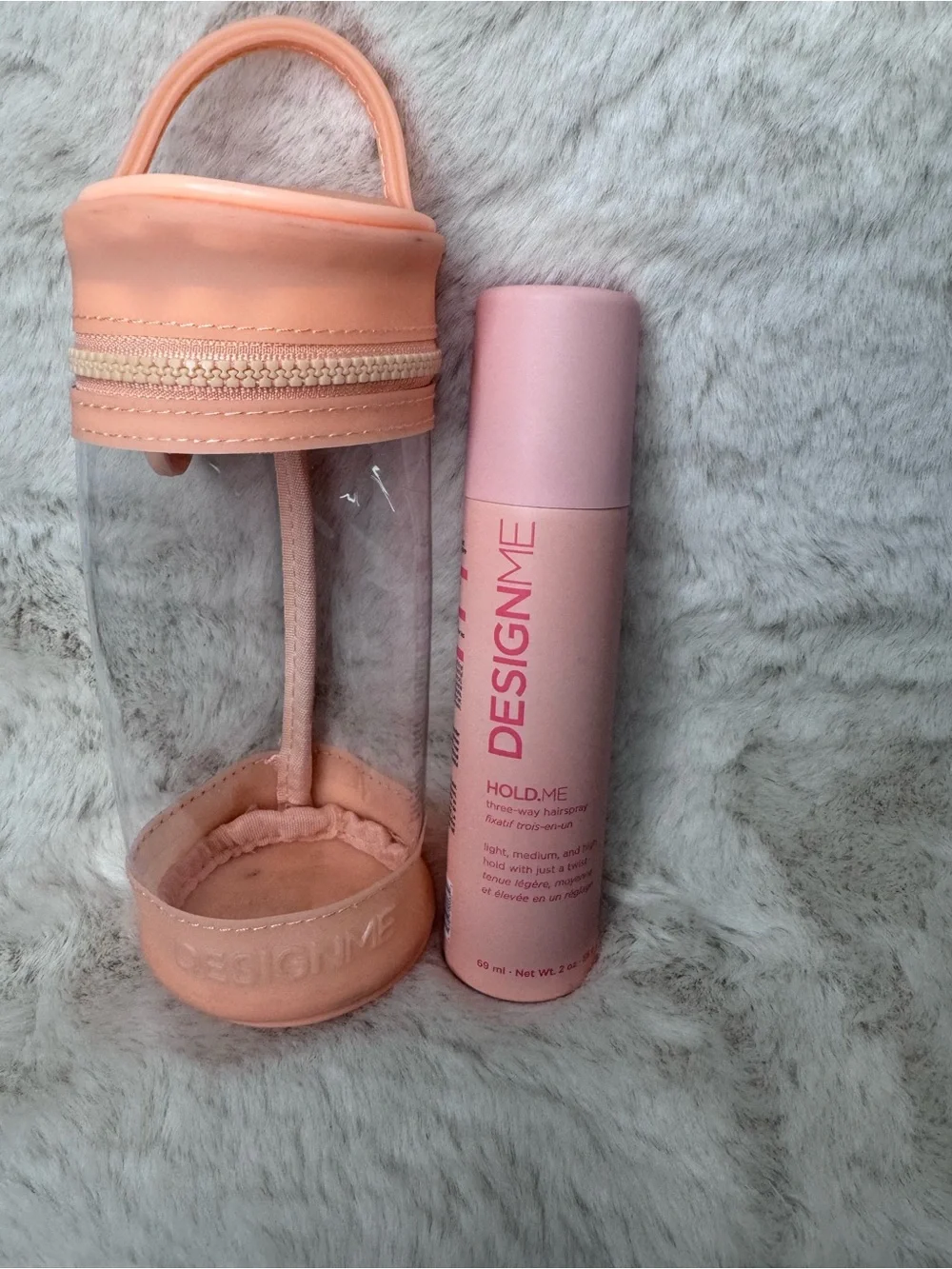 Design.Me Hold.Me Travel Case with Pink Bottle